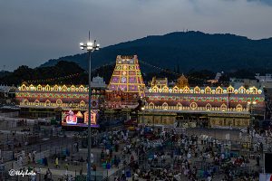 SRIVARI TEMPLE LIGHTNING INFRONT1 SRIVARI TEMPLE LIGHTNING INFRONT1